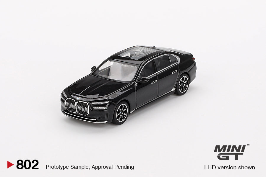 BMW i7 xDrive60 Black Sapphire
