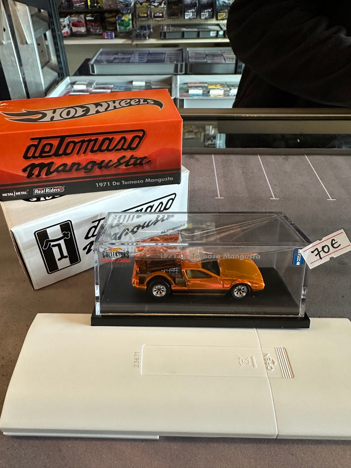 HotWheels RLC 1971 De Tomaso Mangusta Spectraflame Copper