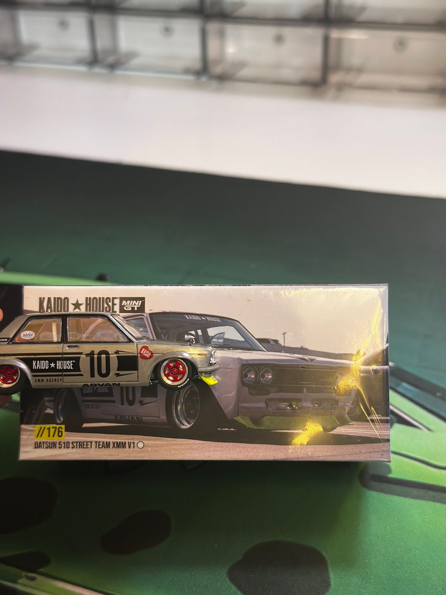 CHASE - Kaido House x MiniGT - Datsun 510 Street Team XMM V1